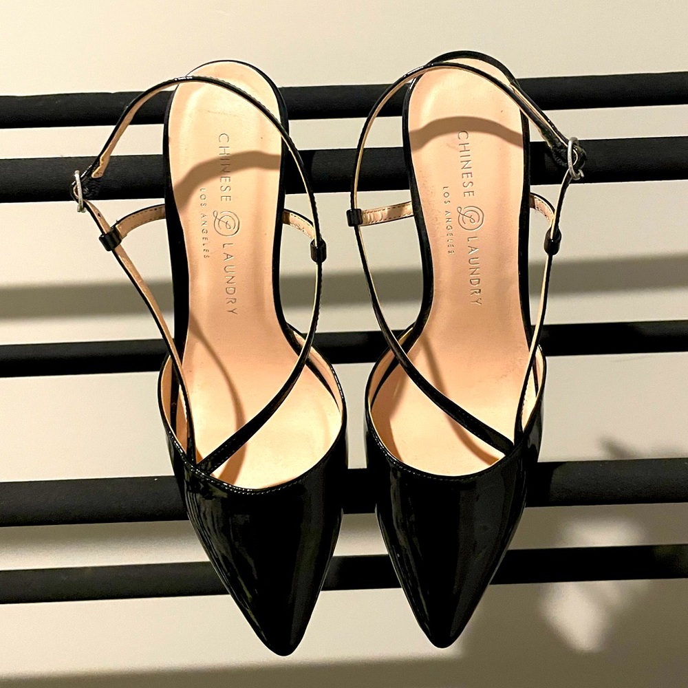 CHINESE LAUNDRY Sling-Back stilettos